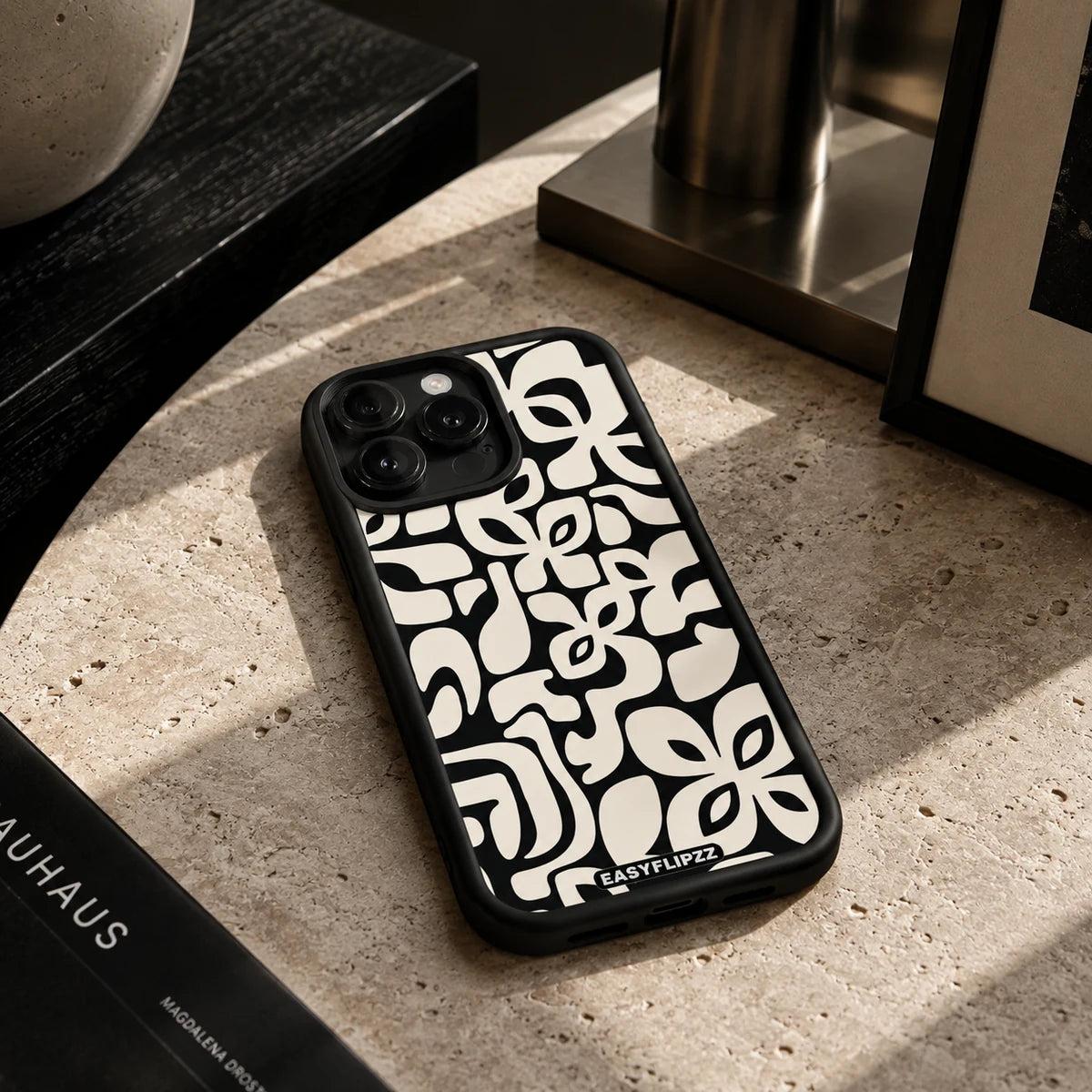 EasyFlipzz gallery lifestyle Midnight Mosaic Black Base Set