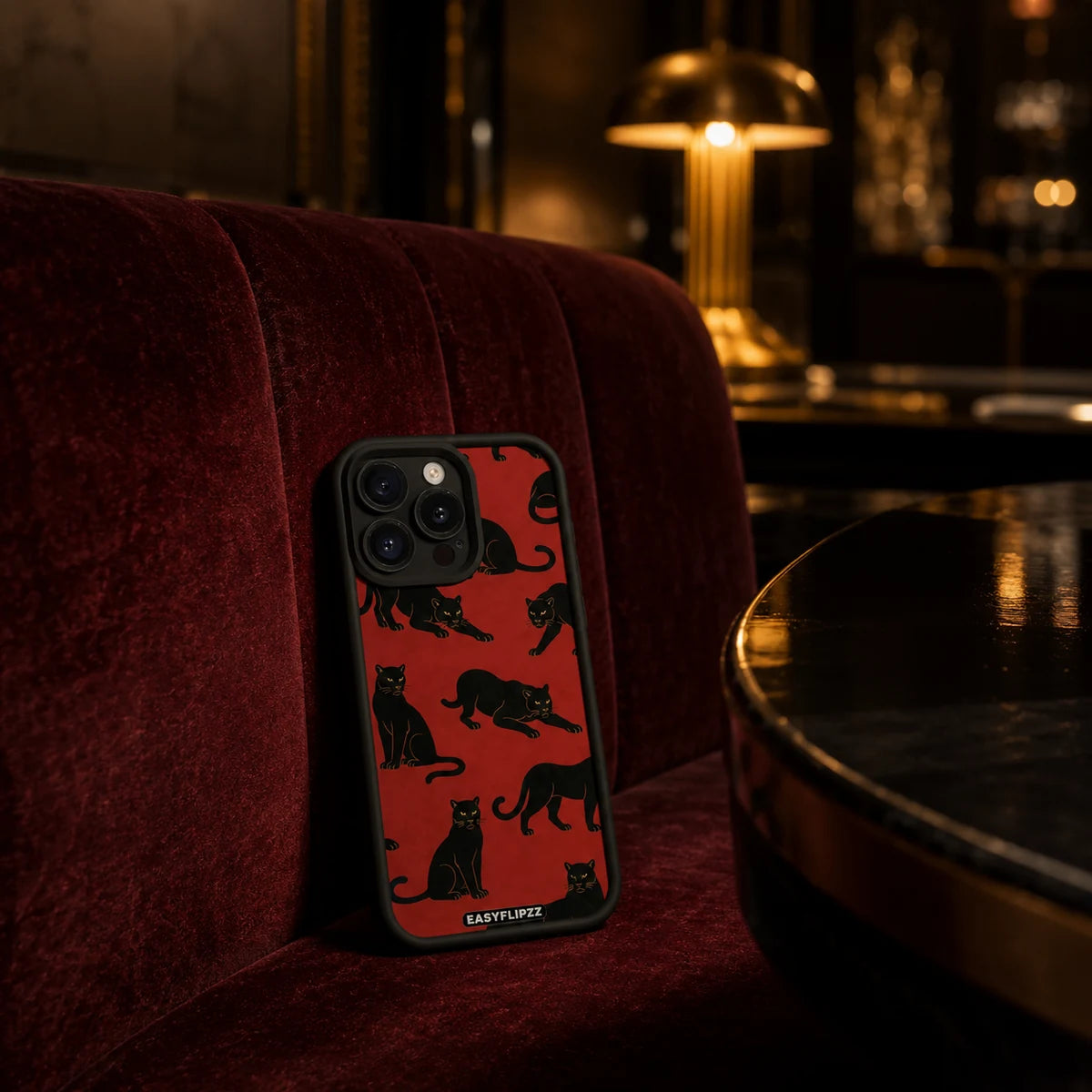 EasyFlipzz gallery lifestyle Scarlet Panther Black Base Set