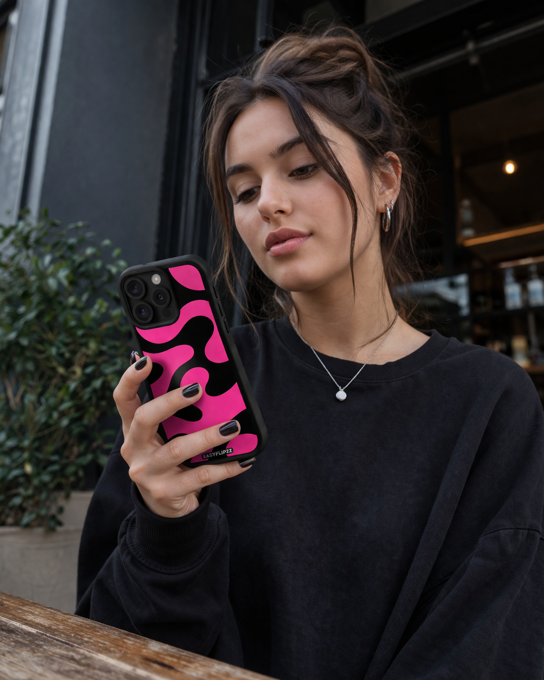 iPhone 14 Pro | Black | Dreamworld Black & Pink | Base Set