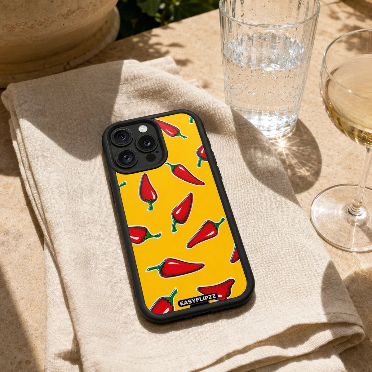 EasyFlipzz gallery lifestyle Saffron Chili Black Base Set
