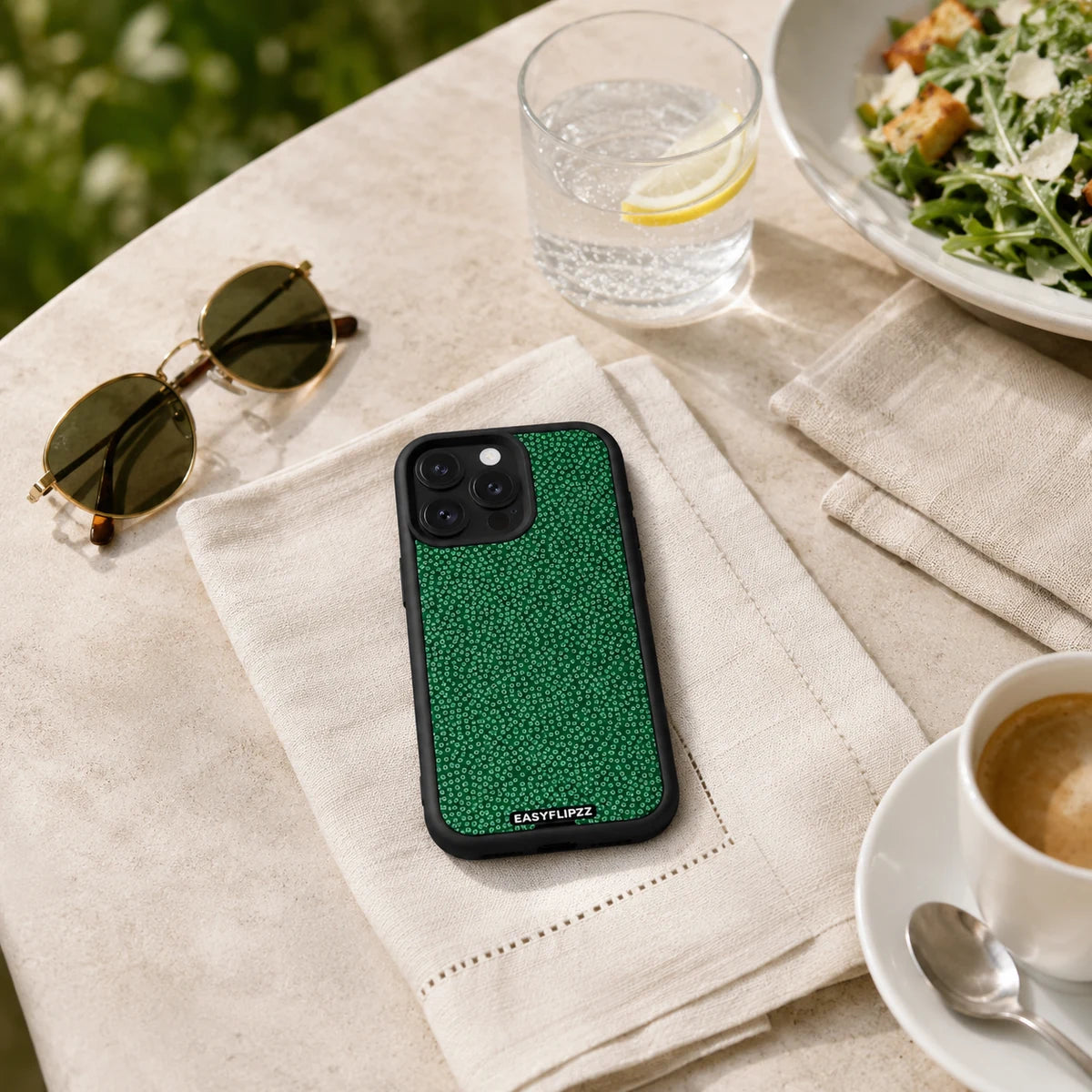 EasyFlipzz gallery lifestyle Emerald Confetti Black Base Set