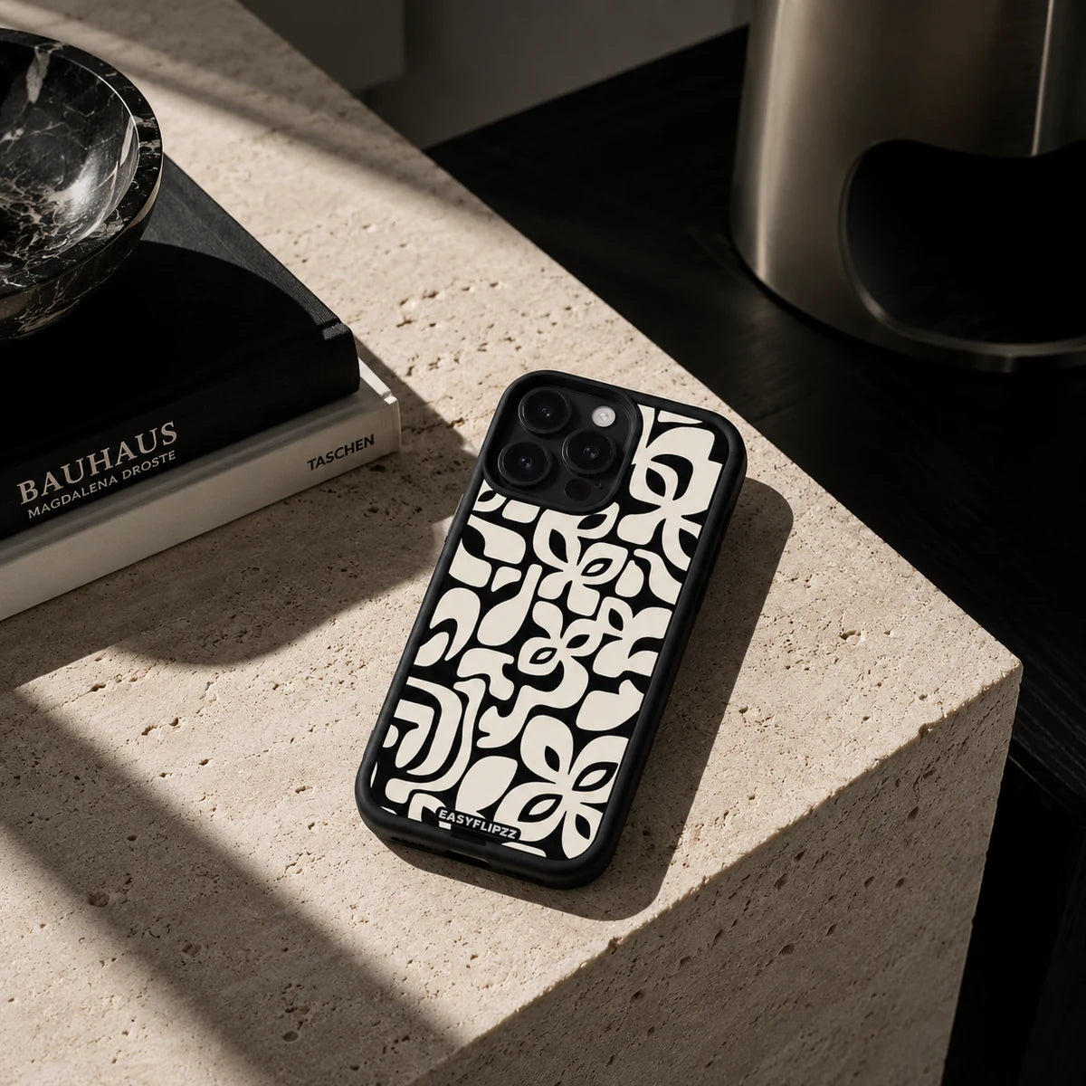 EasyFlipzz gallery lifestyle Midnight Mosaic Black Base Set
