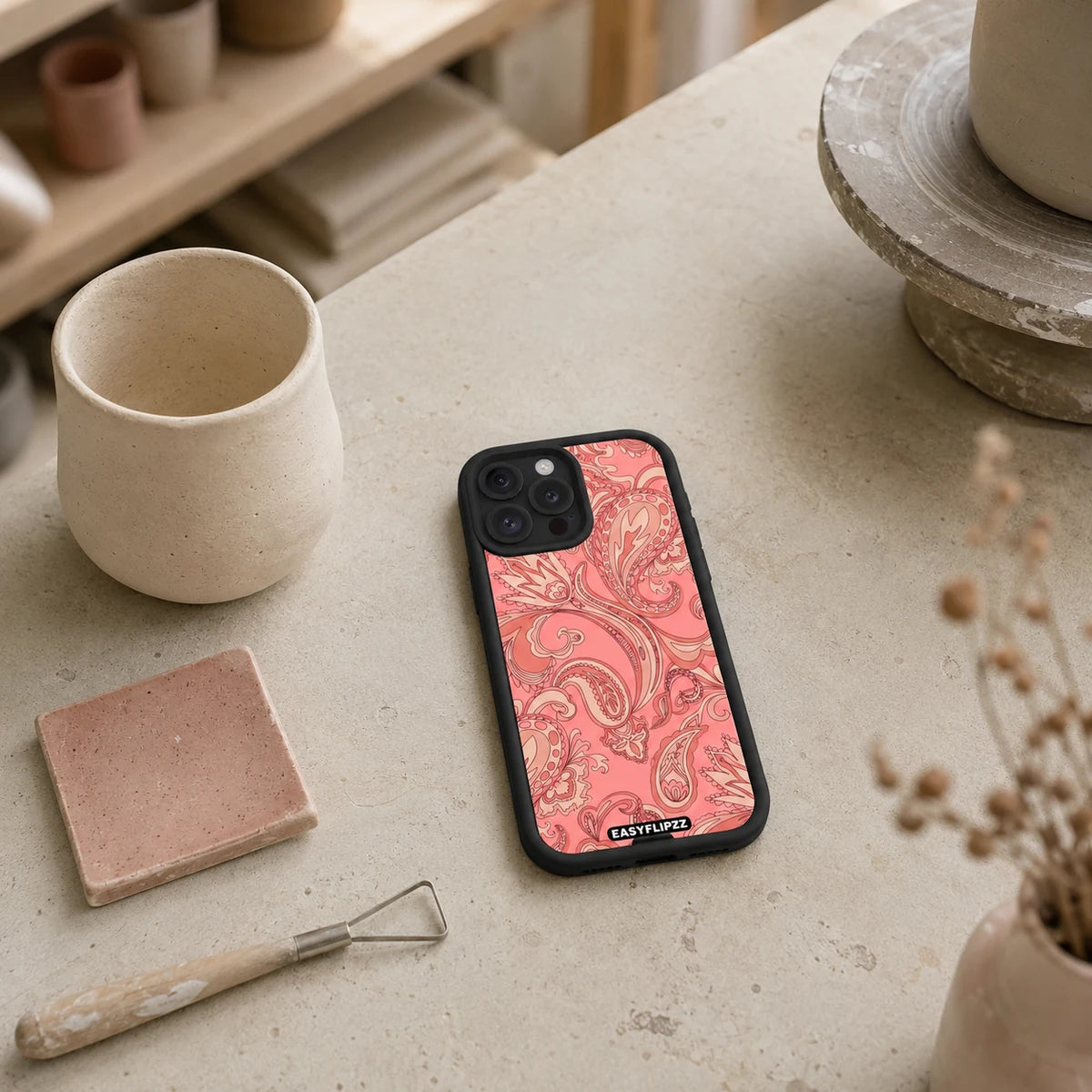 EasyFlipzz gallery lifestyle Pink Paisley Black Base Set